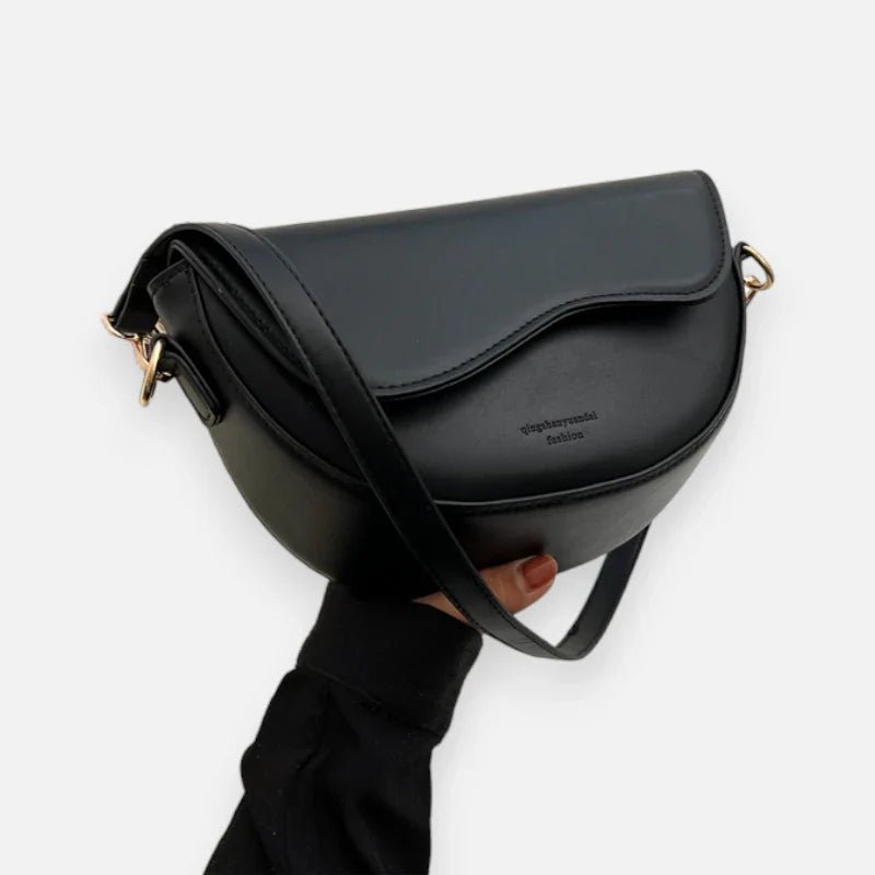 Sac à Main Banane Demi-Lune en Cuir Chic | DEMILUNA