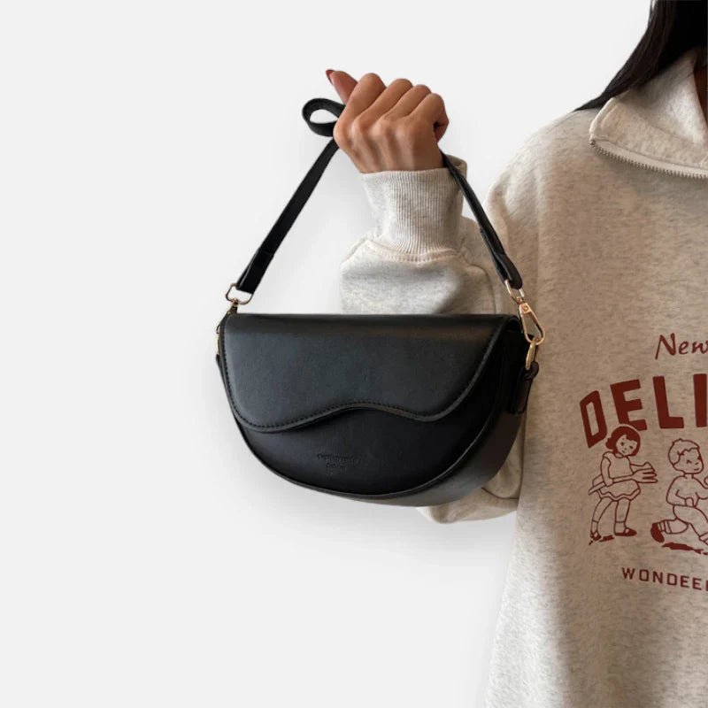 Sac à Main Banane Demi-Lune en Cuir Chic | DEMILUNA