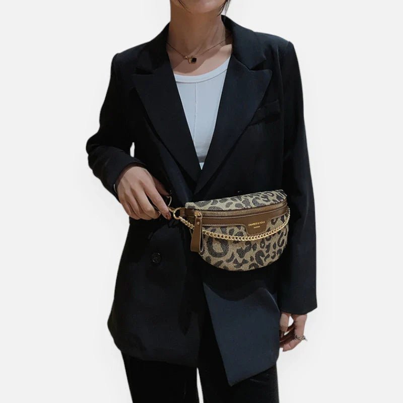 Sac Banane Léopard en Cuir à Bandoulière | AURORA