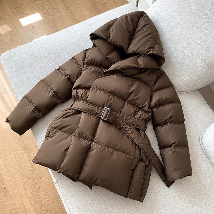 Doudoune Femme Mi-Longue Ceinturée avec Capuche | COZYWINTER™